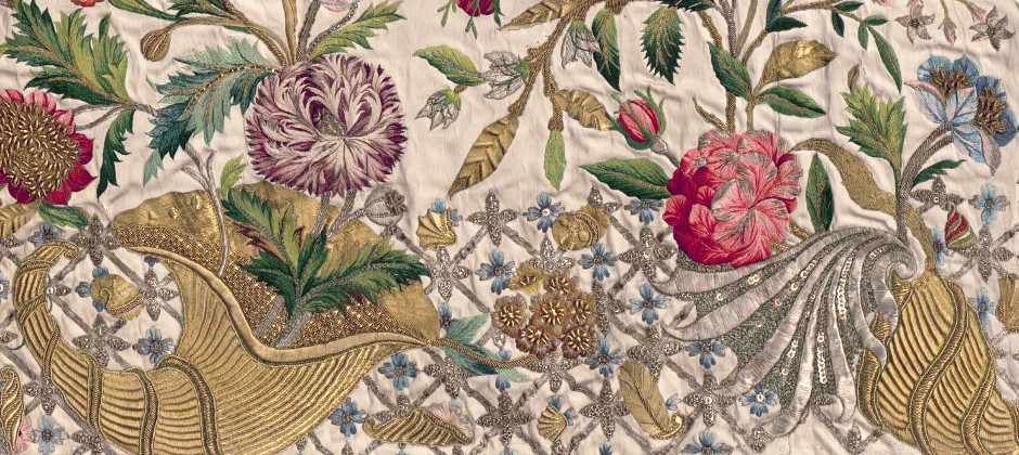 Embroidered border detail