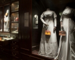 Mannequin mount in situ  © Simone Handbag Museum